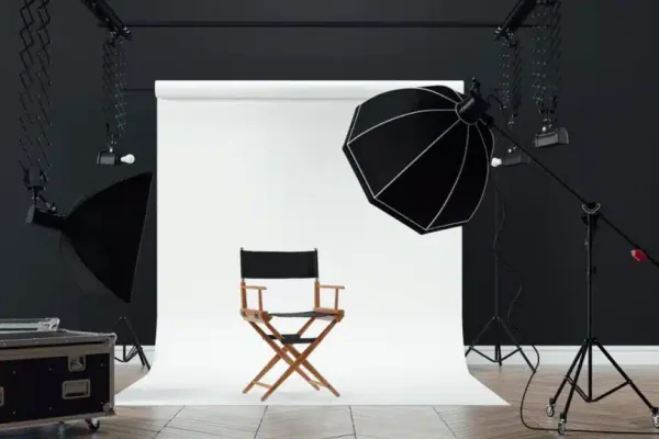 Using Low-Quality Images and Inconsistent Branding
